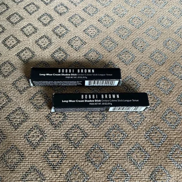 Bobbi Brown Mini Cream Shadow Stick Set(2) in Golden Pink and Golden Bronze - Picture 2 of 3